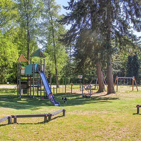 Amazing In With Kitchen بيت للعطل فوردين