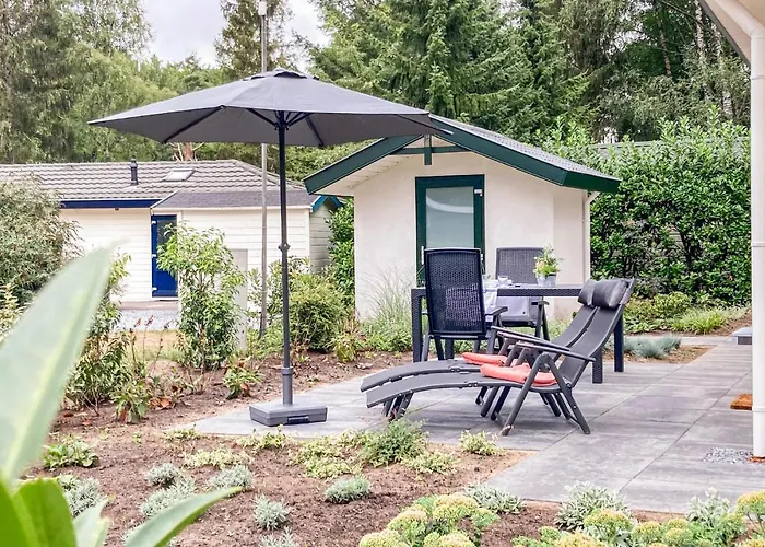 Amazing In With Kitchen بيت للعطل فوردين